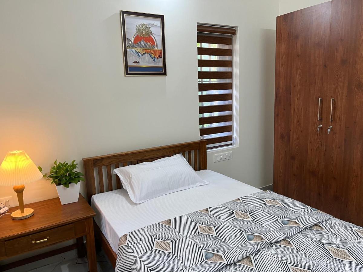 Solomon Apartments,Alappuzha Beach. المظهر الخارجي الصورة