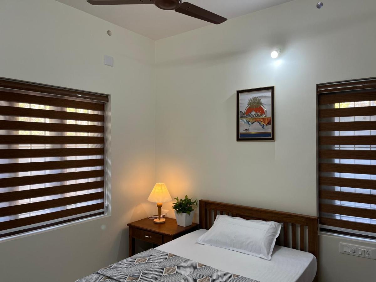 Solomon Apartments,Alappuzha Beach. المظهر الخارجي الصورة