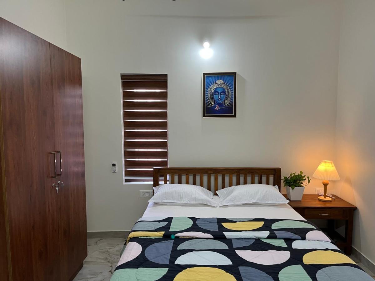 Solomon Apartments,Alappuzha Beach. المظهر الخارجي الصورة